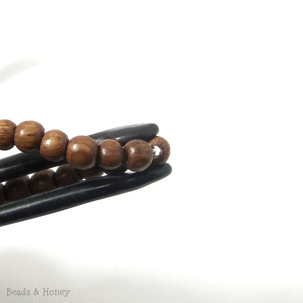 Magkuno Wood Banded Cocoa Brown Round 4-5mm (16 Inch Strand) 