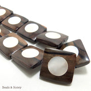 Ebony Wood with White Makabibi Shell Square 25x23mm (8pcs)